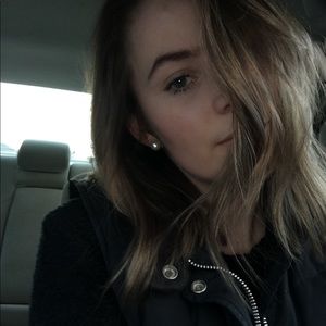 Meet your Posher, Gabrielle